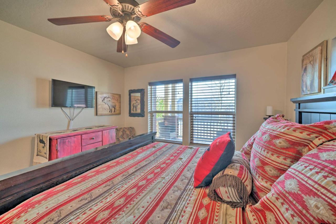 Ennis Vacation Rental With Balcony Walk To Downtown Buitenkant foto